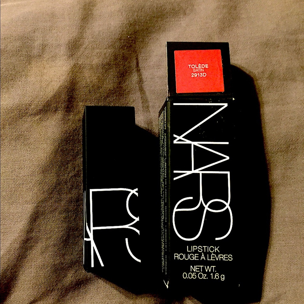 NEW. NARS LIPSTICK TOLEDE SATIN 2913D